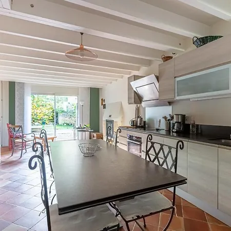 Guestready - Charming House And Garden
